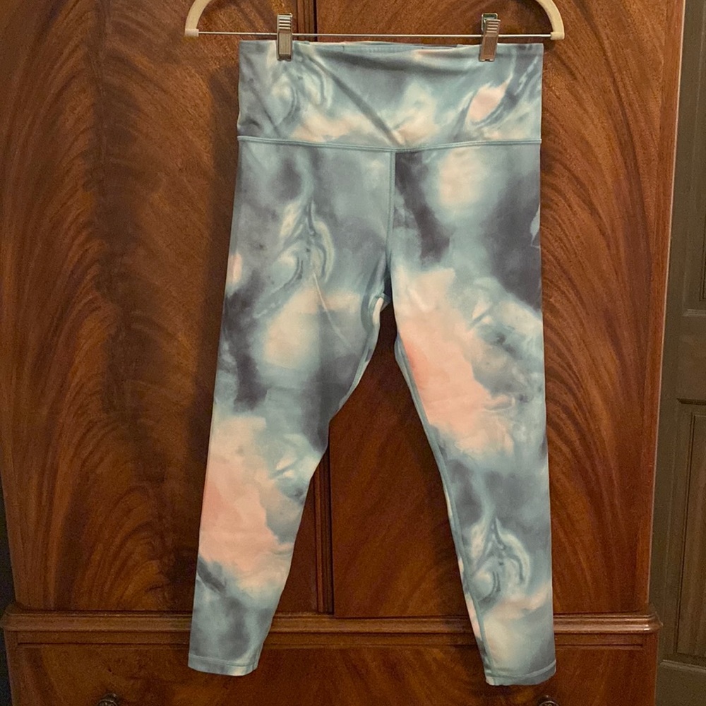 Athleta Elation Leggings 7/8 Medium